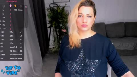 Snapshot of spacyyxjill chatting on 01/21/25, 05:41 Jill online show from 01/21/25, 05:41