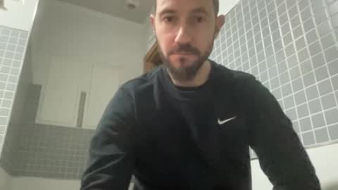 Snapshot of spainmenhot69 chatting on 12/08/24, 11:35 spainmenhot69 online show from 12/08/24, 11:35