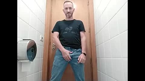 Manu  online show from 10/21/25, 01:12