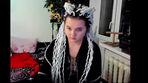 Snapshot of spanking_girls chatting on 01/19/25, 01:32 Evgenia online show from 01/19/25, 01:32