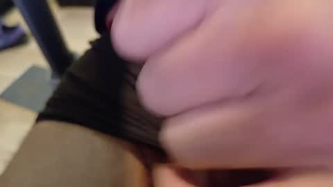 Snapshot of sparklenuts17 chatting on 03/11/25, 02:40 sparklenuts17 online show from 03/11/25, 02:40