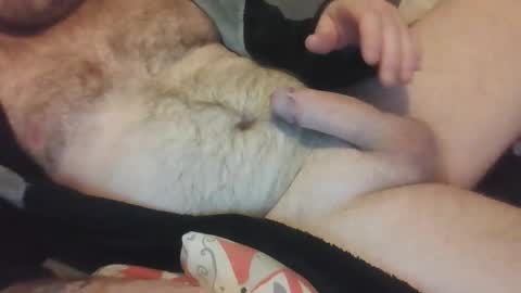 Snapshot of species98 chatting on 11/25/25, 11:49 species online show from 11/25/25, 11:49