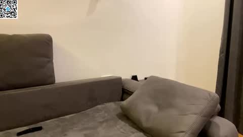 Alex online show from 10/22/25, 09:36