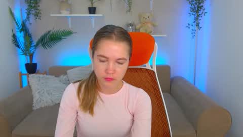 Snapshot of spicy_lexi chatting on 09/13/25, 06:24 spicy_lexi online show from 09/13/25, 06:24