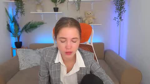 Snapshot of spicy_lexi chatting on 09/16/25, 06:25 spicy_lexi online show from 09/16/25, 06:25