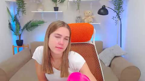 Snapshot of spicy_lexi chatting on 10/01/25, 06:30 spicy_lexi online show from 10/01/25, 06:30
