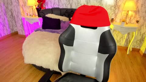 Snapshot of spicyamelia chatting on 01/09/25, 01:35 Amelia GTM-5 817 IG Spicychoco am online show from 01/09/25, 01:35
