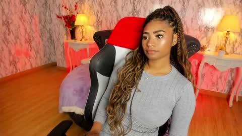 Snapshot of spicyamelia chatting on 01/27/25, 01:41 Amelia GTM-5 817 IG Spicychoco am online show from 01/27/25, 01:41