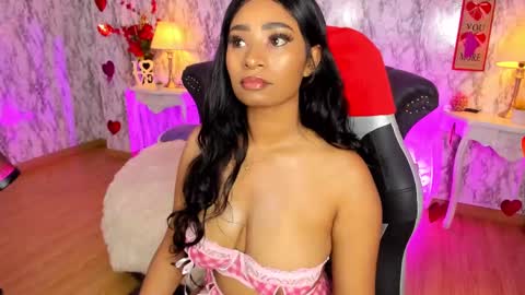 Snapshot of spicyamelia chatting on 02/10/25, 01:22 Amelia GTM-5 817 IG Spicychoco am online show from 02/10/25, 01:22