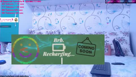 Snapshot of spicybrunnete chatting on 10/08/25, 04:10 Trisha online show from 10/08/25, 04:10