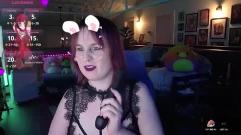 Snapshot of spicyhotjuicypickles chatting on 10/22/25, 08:25 spicypickles online show from 10/22/25, 08:25