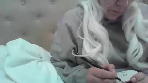 Snapshot of spinnerbitch chatting on 01/30/25, 08:43 Vanessa Spade online show from 01/30/25, 08:43