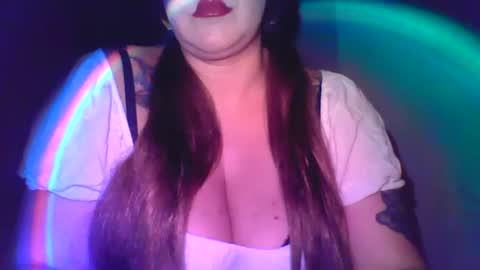 Snapshot of spinnerbitch chatting on 09/09/25, 08:14 Vanessa Spade online show from 09/09/25, 08:14