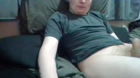 Snapshot of spkieeb28 chatting on 01/01/25, 06:27 Jameslux online show from 01/01/25, 06:27