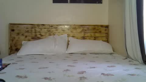 Snapshot of splasher_queen chatting on 11/20/25, 08:14 Splasher online show from 11/20/25, 08:14