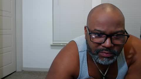 Snapshot of splenda_daddy_50 chatting on 10/20/25, 12:55 Blaque Jaystone online show from 10/20/25, 12:55