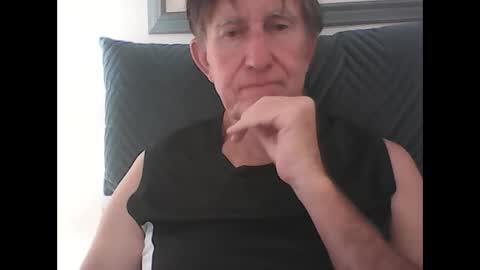 Snapshot of sportbill181 chatting on 11/16/25, 06:41 sportbill181 online show from 11/16/25, 06:41