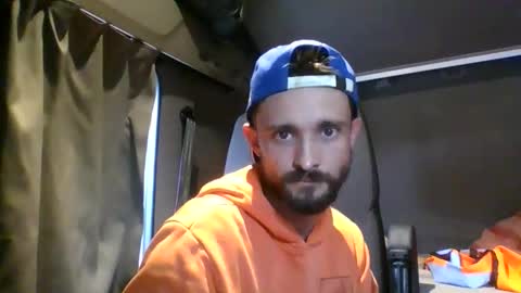 spyco82 online show from 10/22/25, 02:17