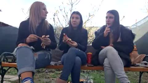 Snapshot of squirt_bunny77 chatting on 11/13/25, 07:18 My name is Maya Lush is activeThere are legends that in this room all your wishes can come true Private is Open online show from 11/13/25, 07:18