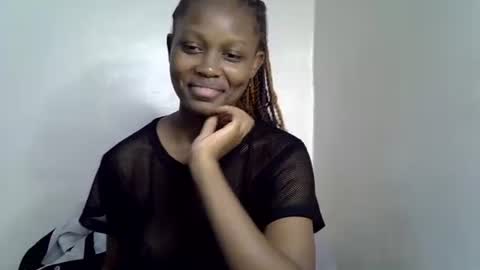 Snapshot of squirt_godes chatting on 09/16/25, 06:31 Tashy online show from 09/16/25, 06:31