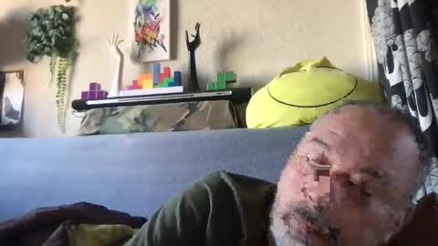 srekos38 online show from 10/04/25, 08:23