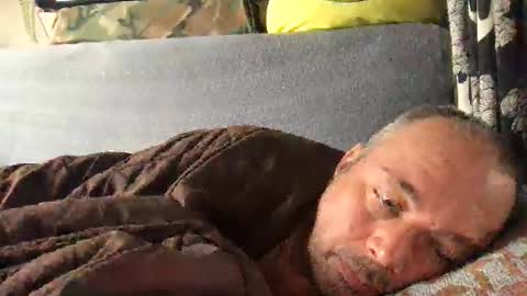 srekos38 online show from 10/23/25, 09:41