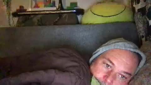 srekos38 online show from 11/17/25, 09:09