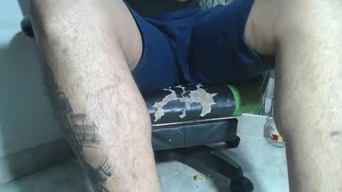 Snapshot of srfindomfeet_ chatting on 11/11/25, 02:22 sr master cum its my old account online show from 11/11/25, 02:22