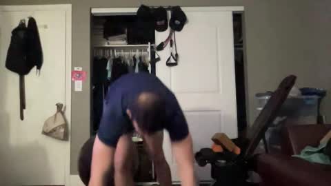 Snapshot of st22fe69 chatting on 10/15/25, 11:38 Jose online show from 10/15/25, 11:38