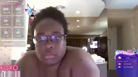 Stacee online show from 01/04/25, 03:40