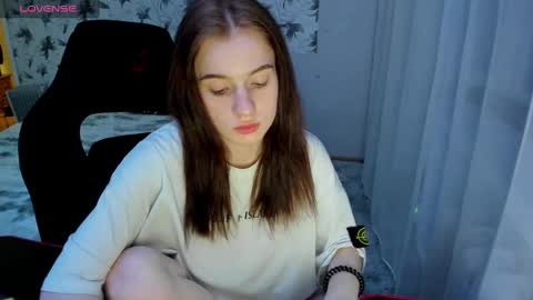 Stacey GMT5 Mo Tu We Th Fr Sa 3am -10am online show from 01/27/25, 12:48