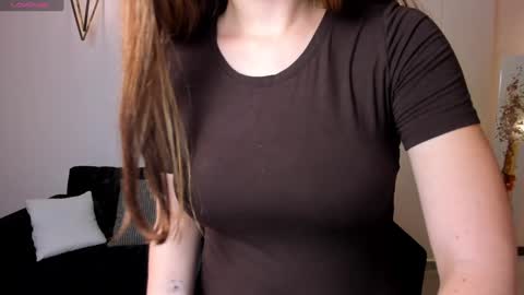 Stacy Woods online show from 12/02/24, 10:28