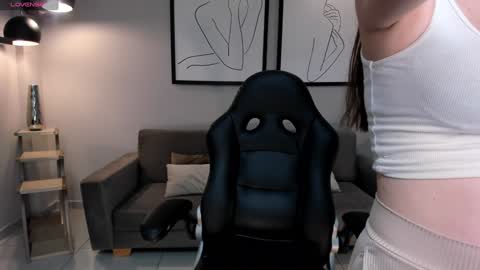 Stacy Woods online show from 01/28/25, 10:23