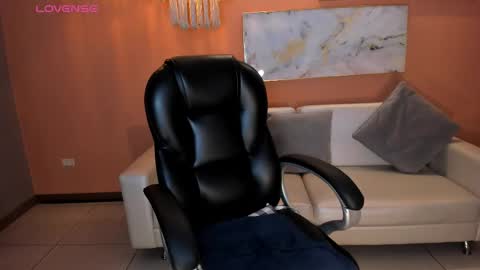 Stacy Woods online show from 02/19/25, 05:16