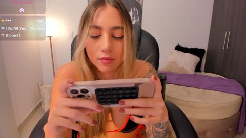 Stacy Conner online show from 01/28/25, 10:56