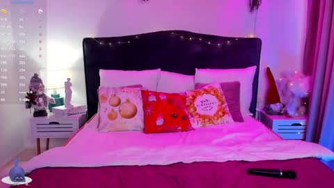 Stacy online show from 12/24/24, 12:33