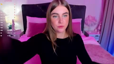 Stacy online show from 11/08/25, 06:35