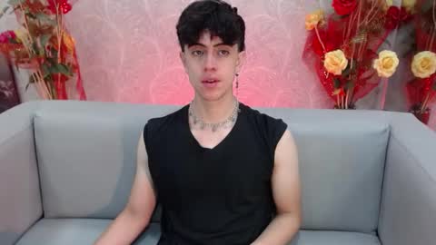 Snapshot of star_boyx chatting on 09/20/25, 04:30 star_boyx online show from 09/20/25, 04:30