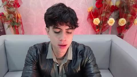 Snapshot of star_boyx chatting on 09/23/25, 03:48 star_boyx online show from 09/23/25, 03:48