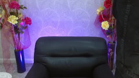 Snapshot of star_boyx chatting on 10/11/25, 02:48 star_boyx online show from 10/11/25, 02:48