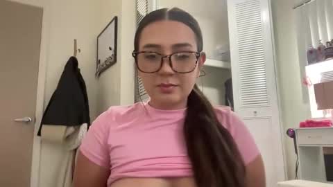 starqueenieee online show from 10/24/25, 06:26