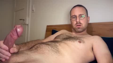 steady_shot online show from 09/22/25, 10:17