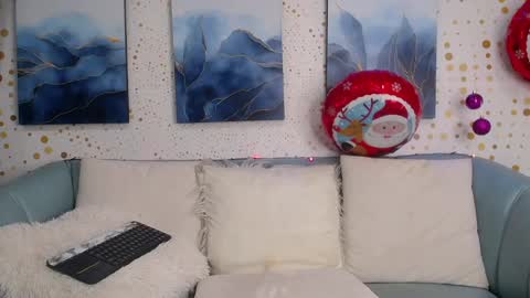 Snapshot of steev_novoa chatting on 12/22/24, 05:23 Steev online show from 12/22/24, 05:23