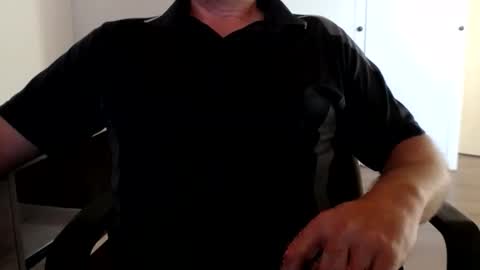 Stefan online show from 10/15/25, 06:57