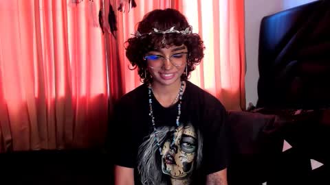 Stefania  online show from 10/22/25, 09:14