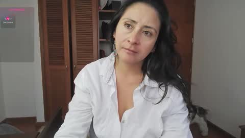 Stafania 3 online show from 11/20/25, 03:23