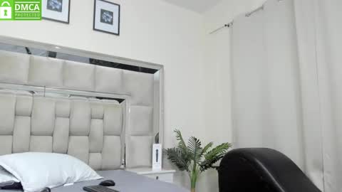 Snapshot of stefany520 chatting on 03/05/25, 11:49 Stefany online show from 03/05/25, 11:49