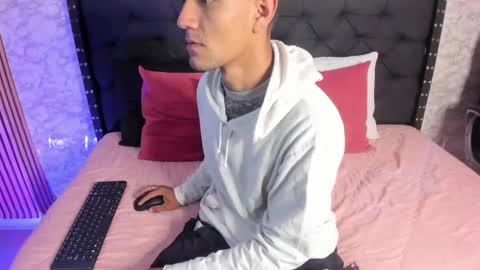 Snapshot of stefany_pablo1 chatting on 01/20/25, 12:07 stefany_pablo1 online show from 01/20/25, 12:07