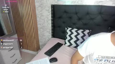 Snapshot of stefany_pablo1 chatting on 02/11/25, 03:29 stefany_pablo1 online show from 02/11/25, 03:29