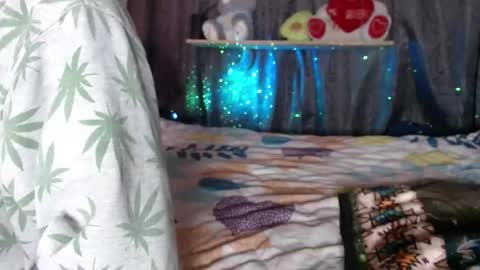 stefany_pablo1 online show from 11/22/25, 11:31